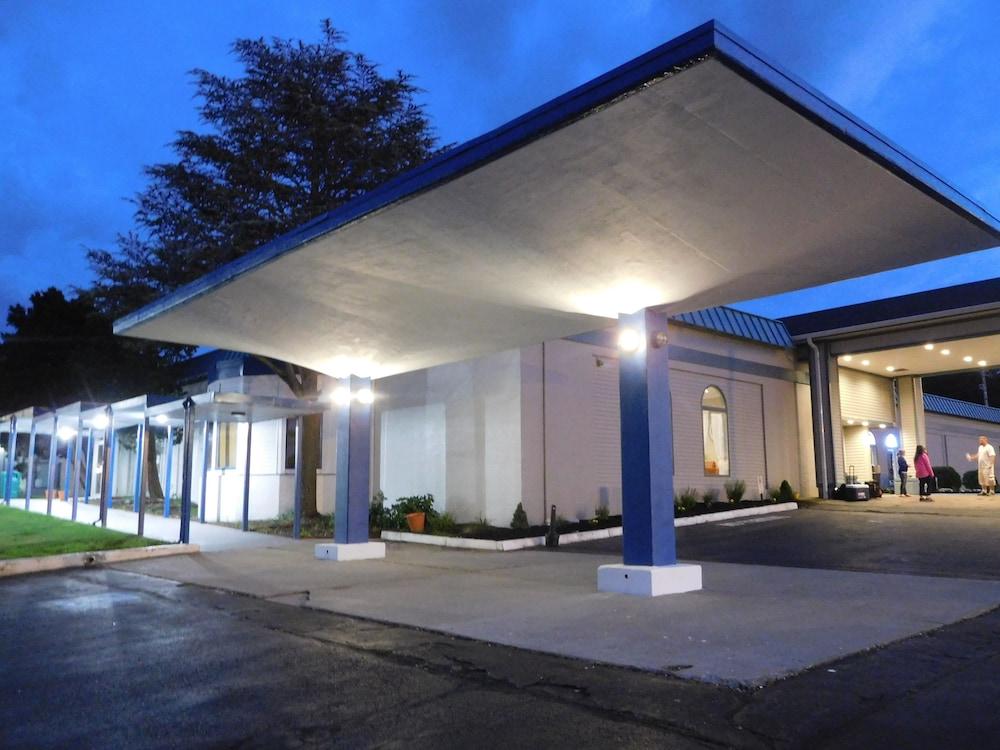 Whalers Inn And Suites นิวเบดฟอร์ด ภายนอก รูปภาพ