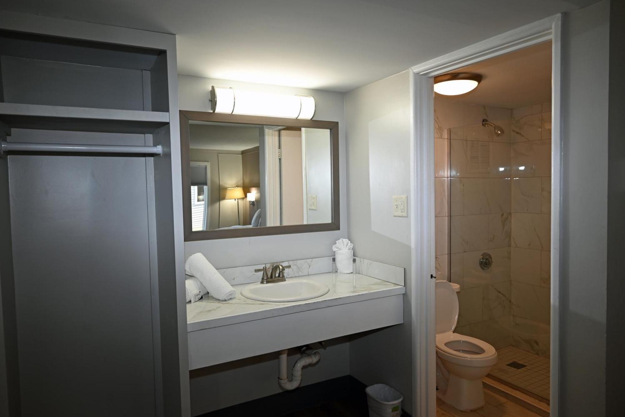 Whalers Inn And Suites นิวเบดฟอร์ด ภายนอก รูปภาพ